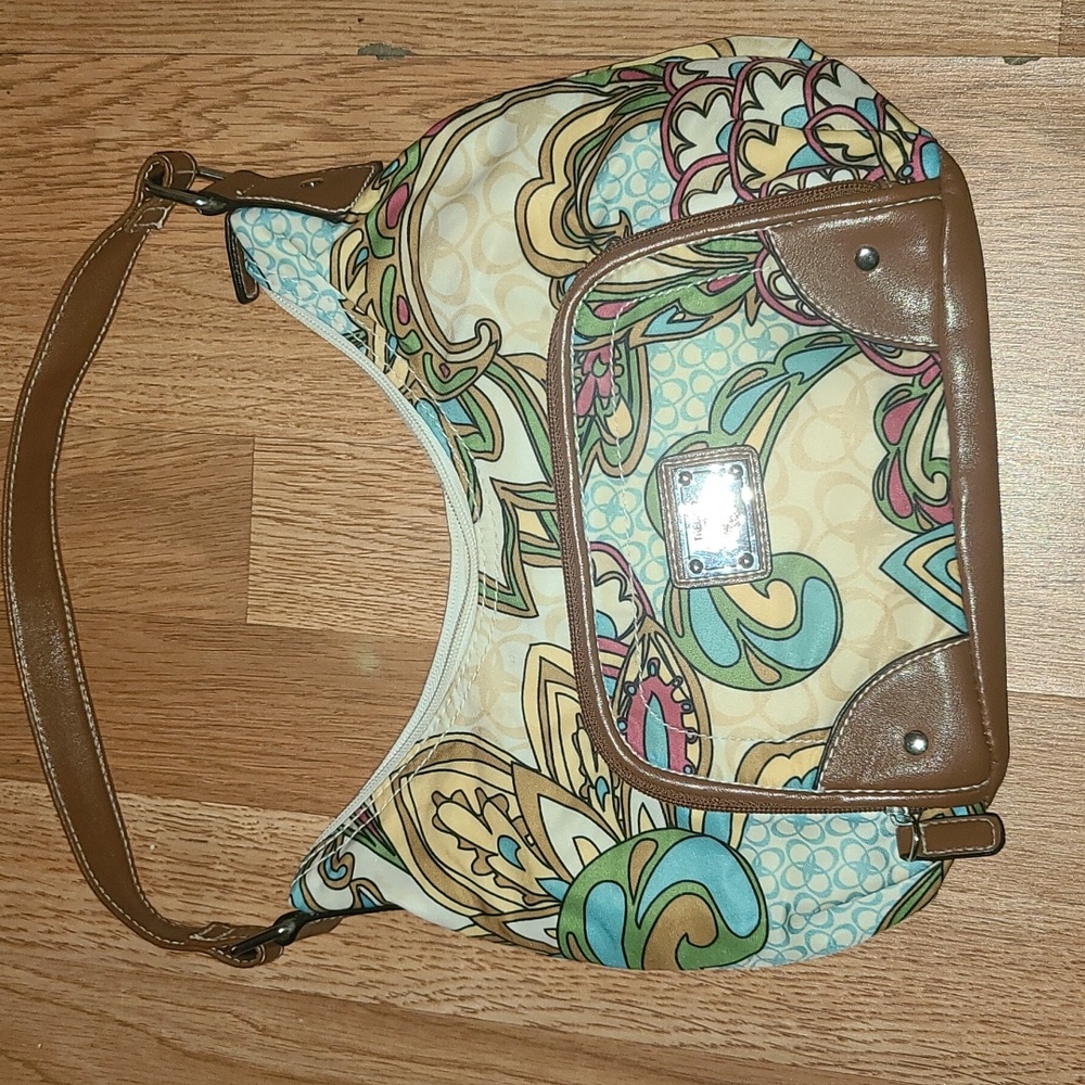 GUC Treviso bag small shoulder bag..cute